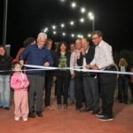 La Calera inauguró mejoras en su plaza central y renovó el pacto de obras públicas con la Provincia